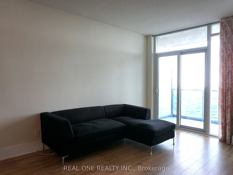 330 Burnhamthorpe Rd W #2801 — Photo 5