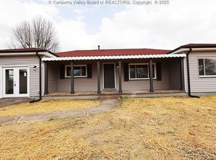 10 Fairview Acres, South Charleston, WV 25309