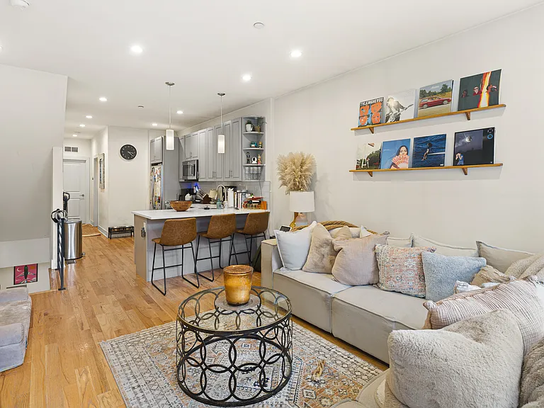 823 N Uber St #1 — Photo 3