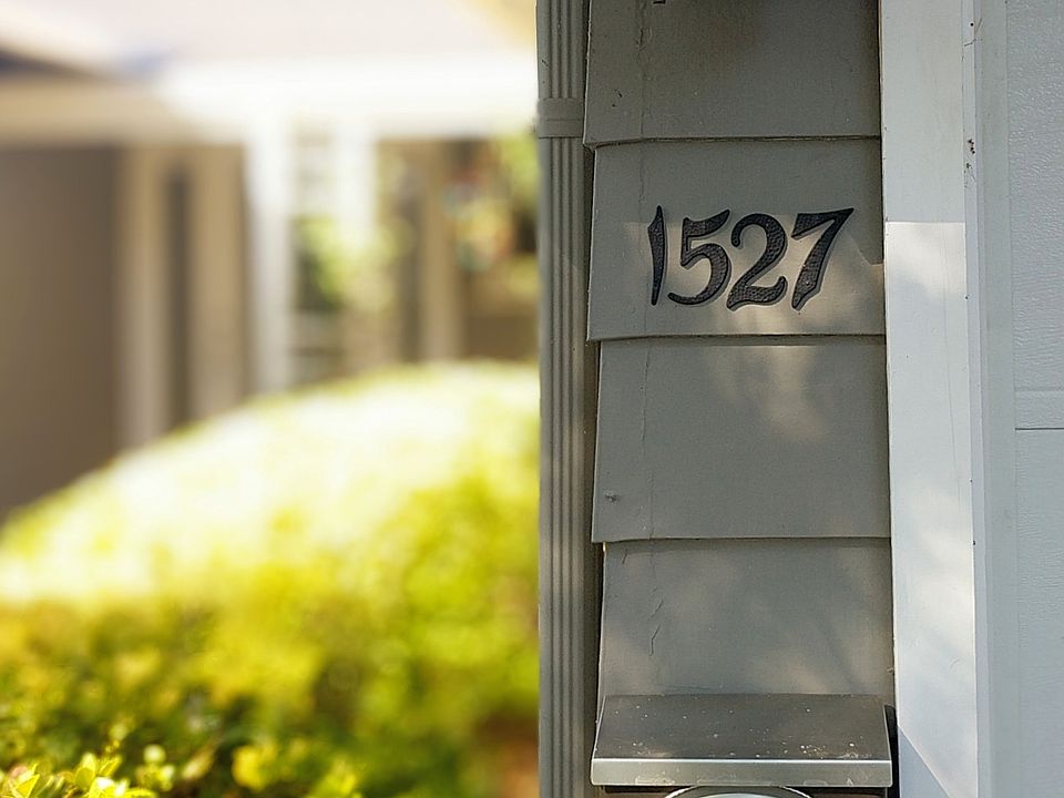 1st image of 1527 Granger Way