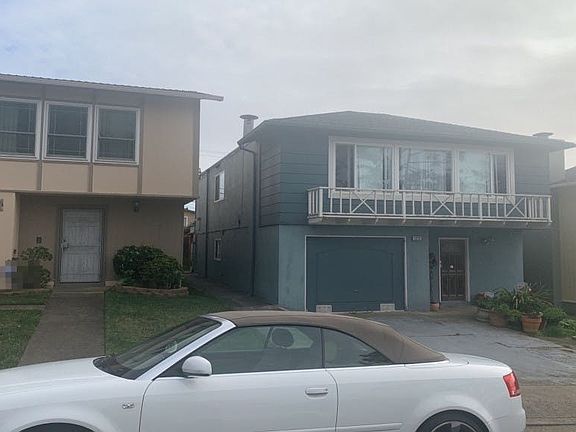 3rd image of 1211 Skyline Dr