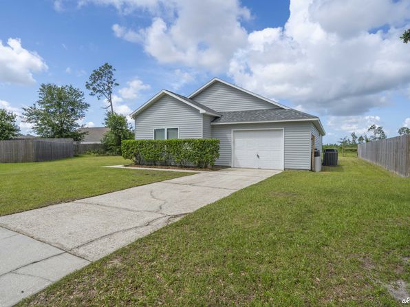 6301 Lake Joanna Cir
