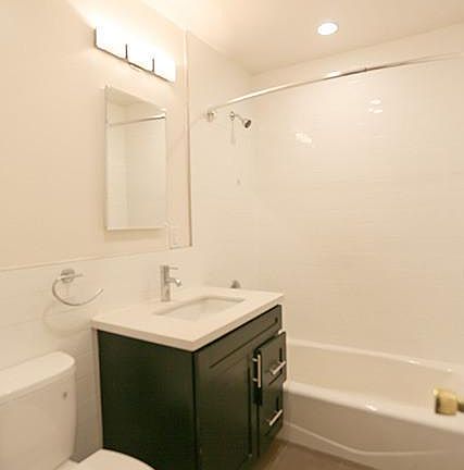 4th image of 3070 San Bruno Ave