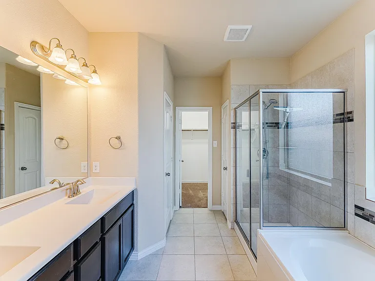 4713 Lake Cove Way — Photo 22