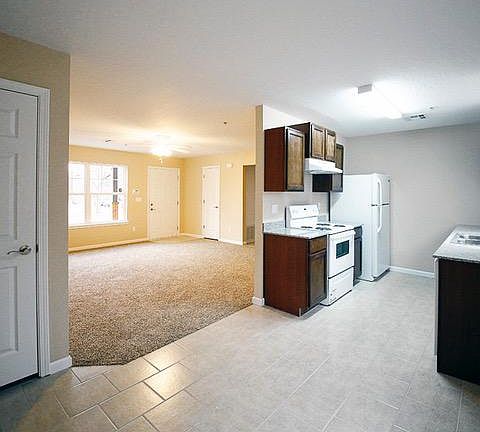 3rd image of 1135 NE 13th St