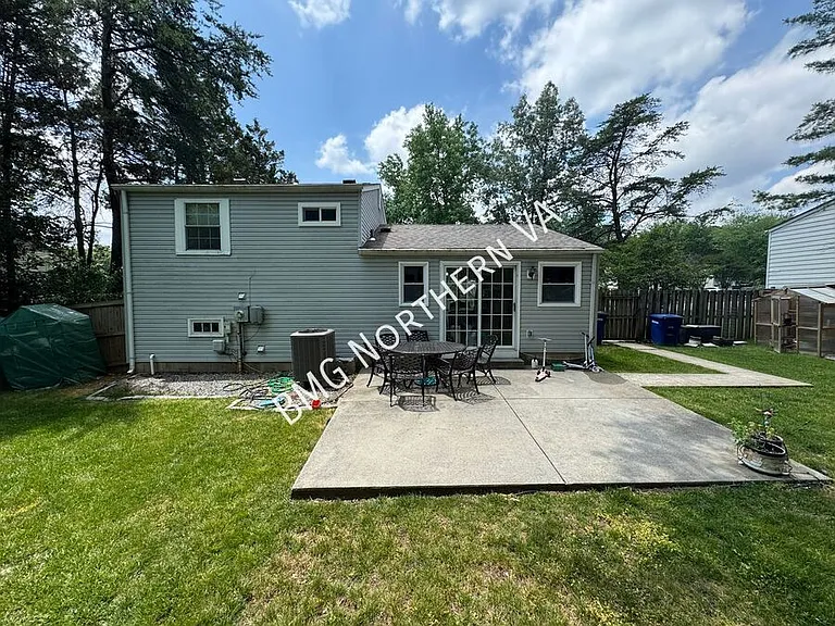 1304 Dulles Pl — Photo 21