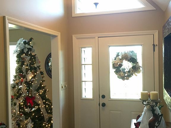 2nd image of 89 Briarcliff Ln