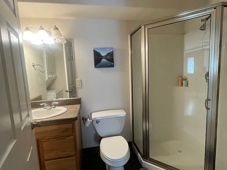 28 Colorado Ave #E — Photo 9