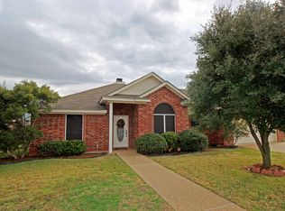 1009 Navajo Trl, Mc Gregor, TX 76657