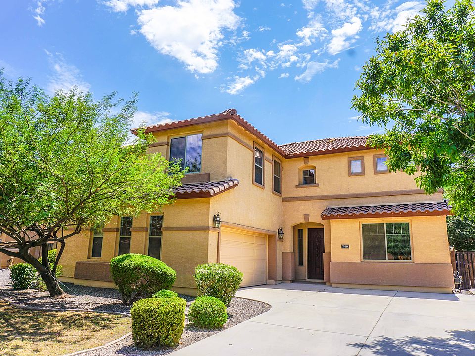 1st image of 749 E Lovebird Ln