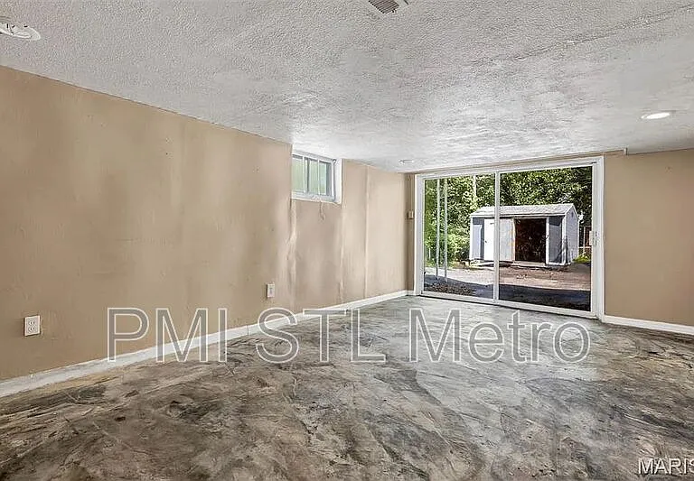 5212 Fletcher St — Photo 18