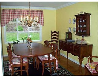 5th image of 1402 Clearview Dr