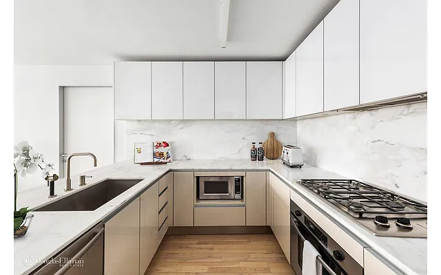 Sold by Douglas Elliman | media 4