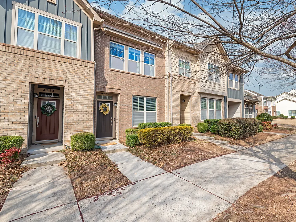 3217 Bending Birch Pl