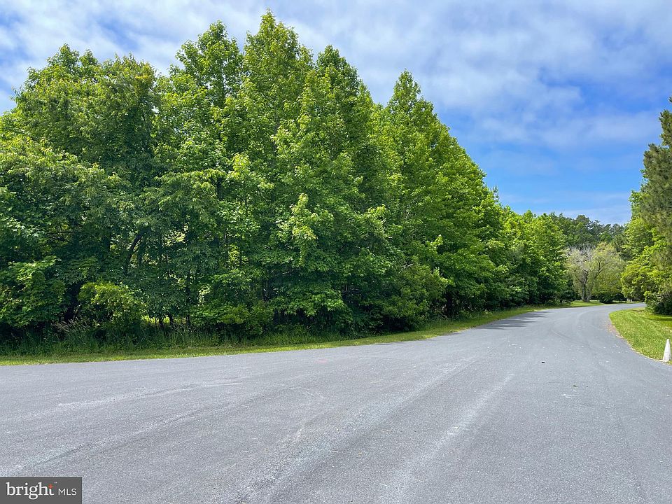 1st image of 0 Grays Creek Dr