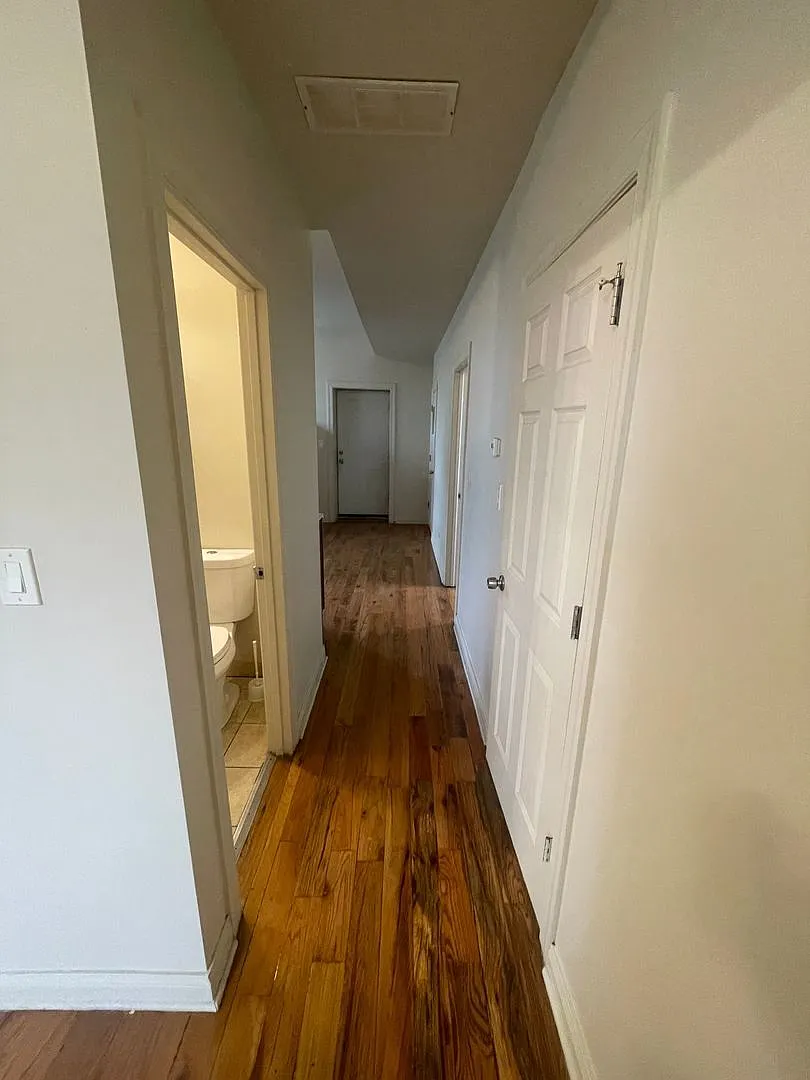 2 bed, 750 sqft, $1,300 — Photo 1