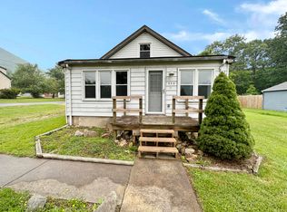 538 Pocahontas St, Glasgow, VA 24555