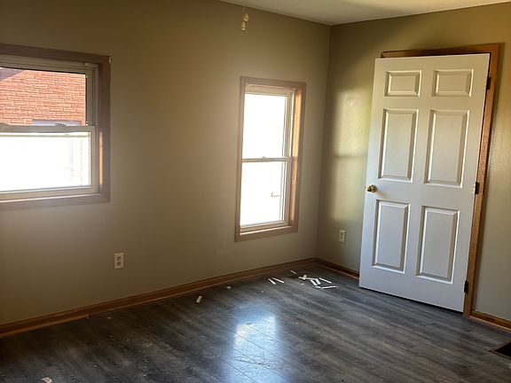 2nd image of 147 N Ohio Ave