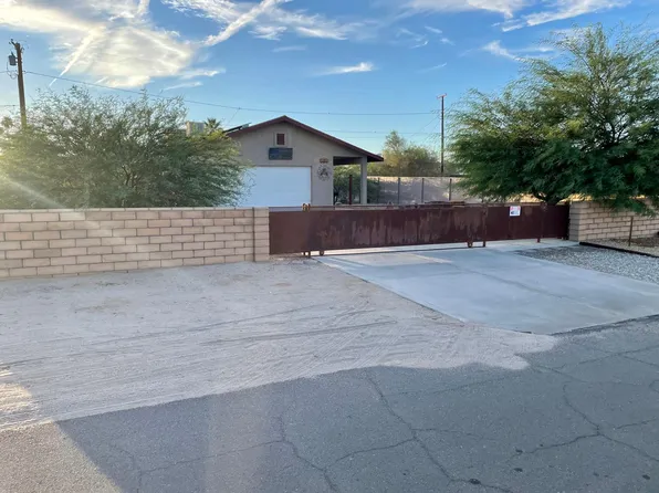 6360 Tamarisk Ave, Twentynine Palms, CA 92277