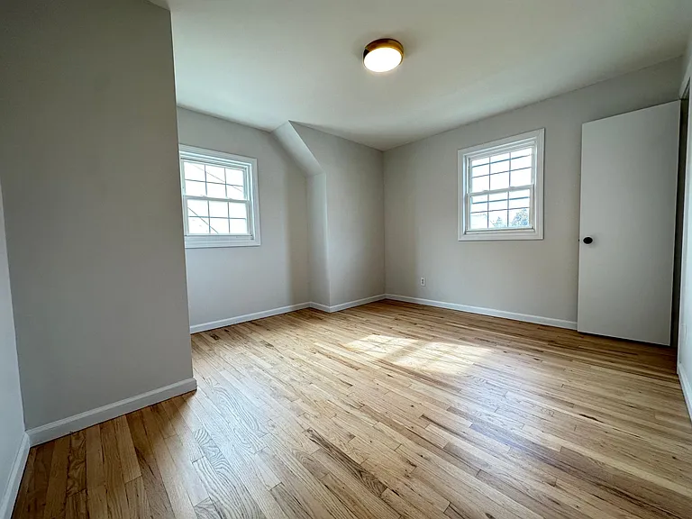1215 Biscayne Blvd #2 — Photo 8
