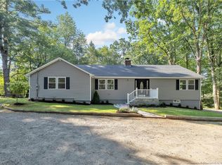 885 Main St, Monroe, CT 06468