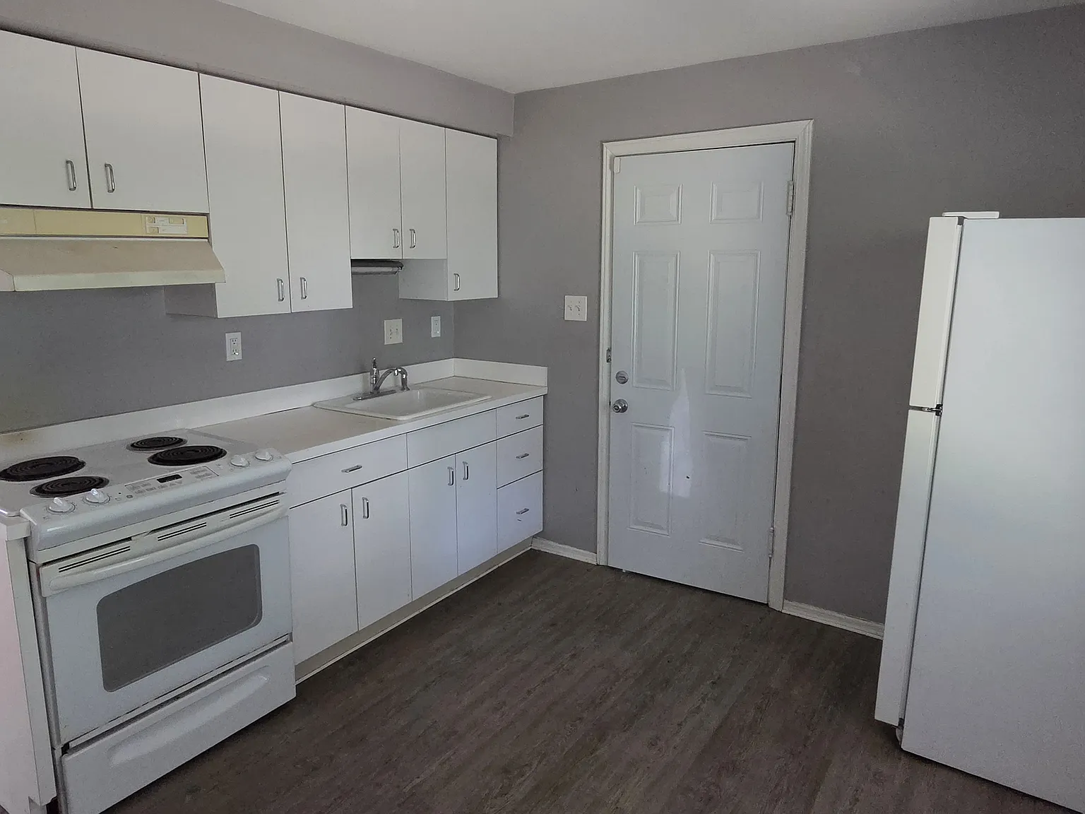 2 bed, 840 sqft, $1,350 — Photo 4