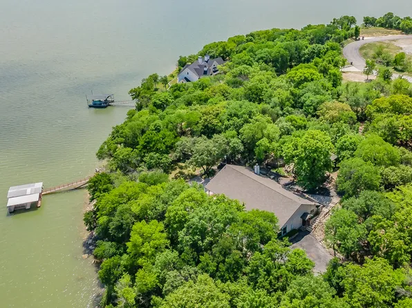 491 Cozy Cove Ct, Chico, TX 76431