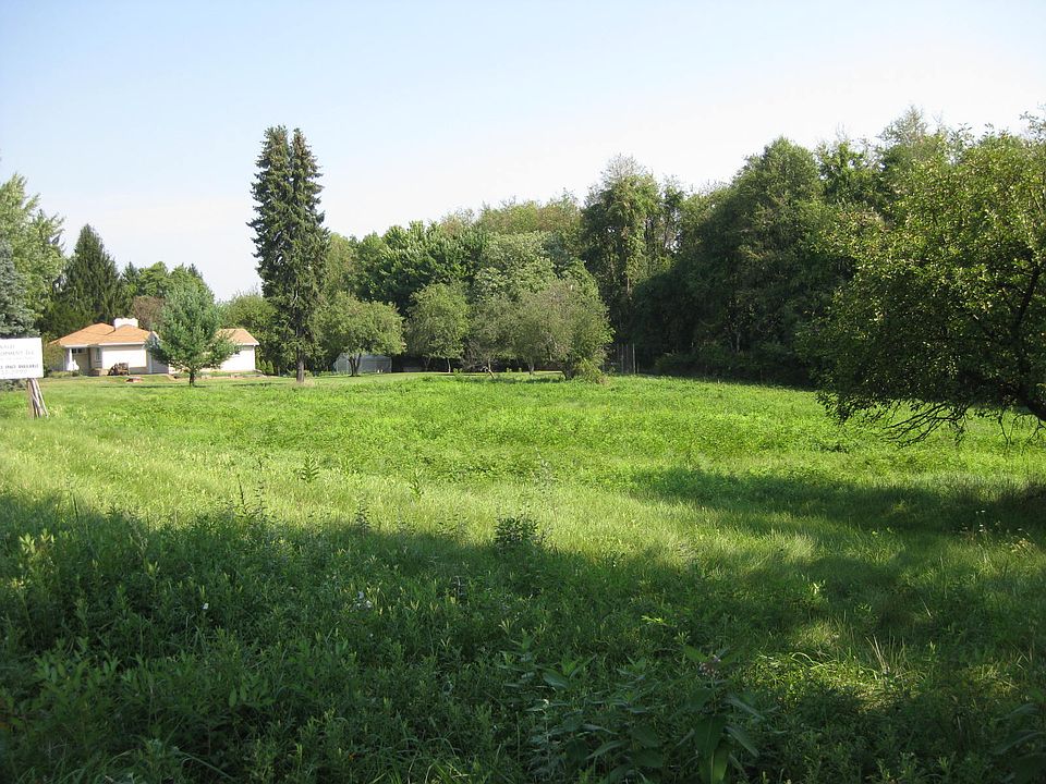 2nd image of 488 Perry Hwy