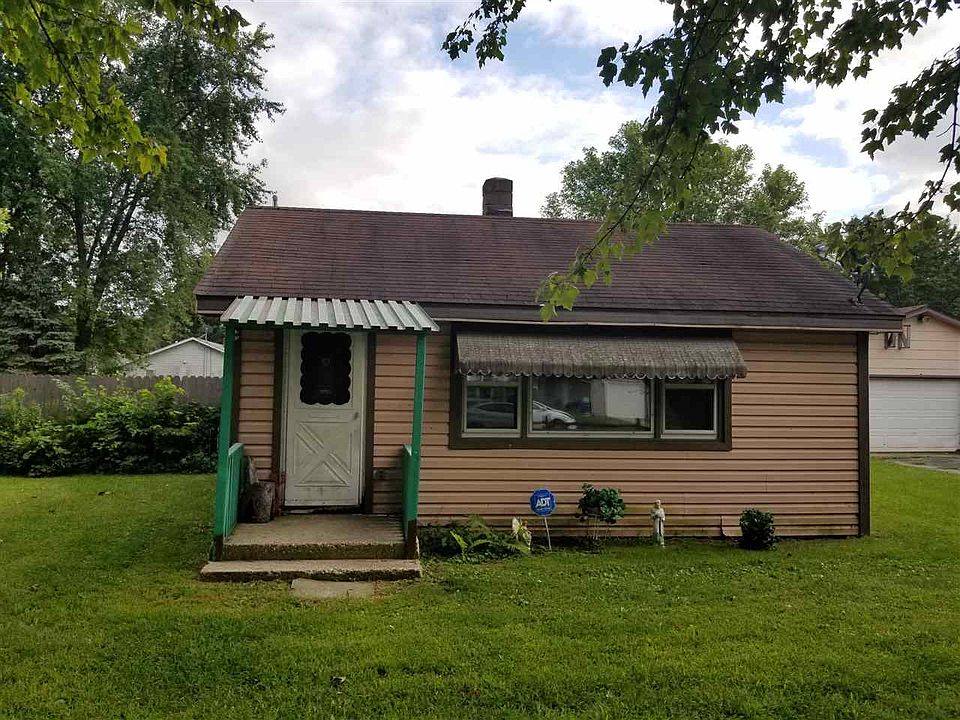 1st image of 3434 Montrose Ave