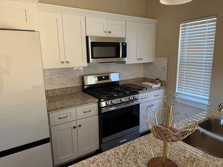 6566 Esquire Dr — Photo 9