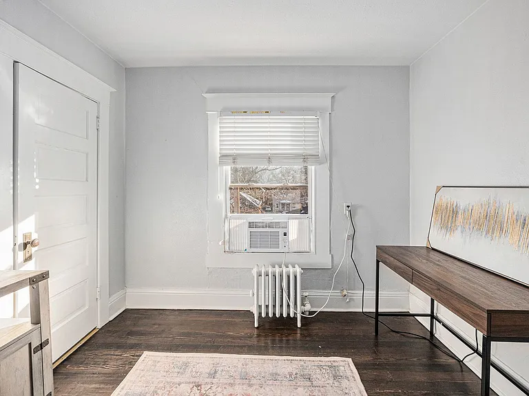 2428 Grove St — Photo 14