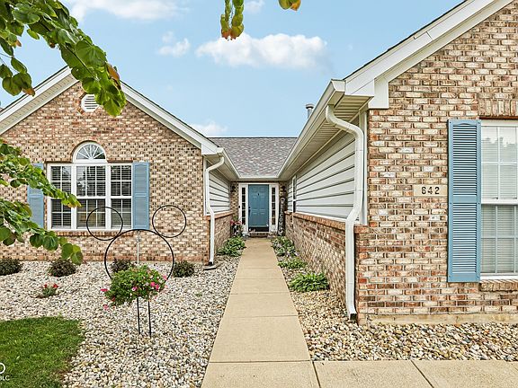 4th image of 642 Crossfield Dr