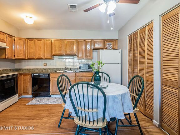 4th image of 9480 Bay Colony Dr APT 1N