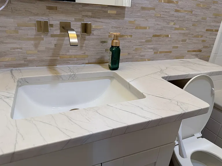 Basement Apartment Bathroom