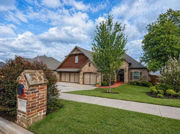 1832 Buckskin Ct, Blanchard, OK 73010