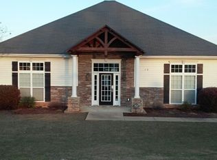 2112 Winding Oak Dr, Opelika, AL 36804