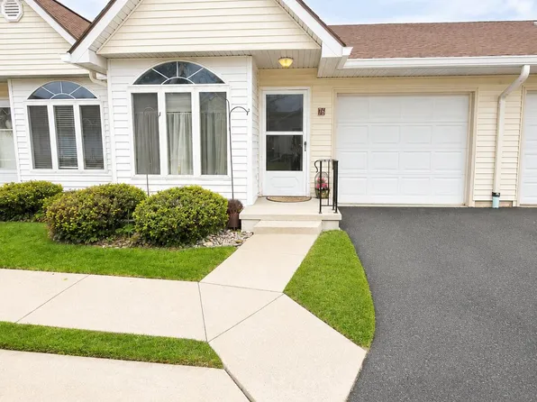 729 Clark St APT 76, Tecumseh, MI 49286
