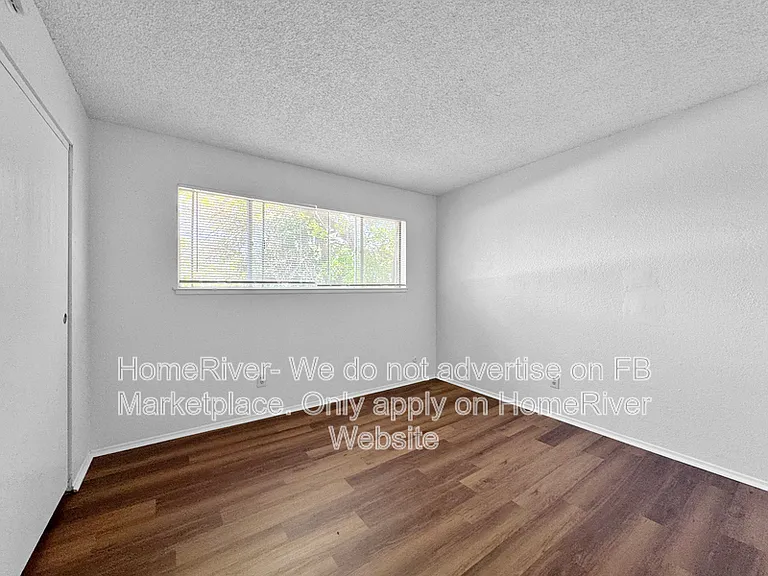 1233 Dealynn St #7 — Photo 12