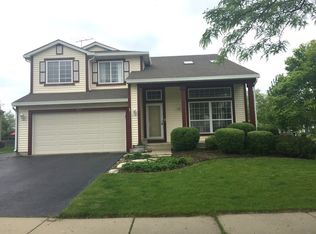 4781 Bordeaux Dr, Lake In The Hills, IL 60156