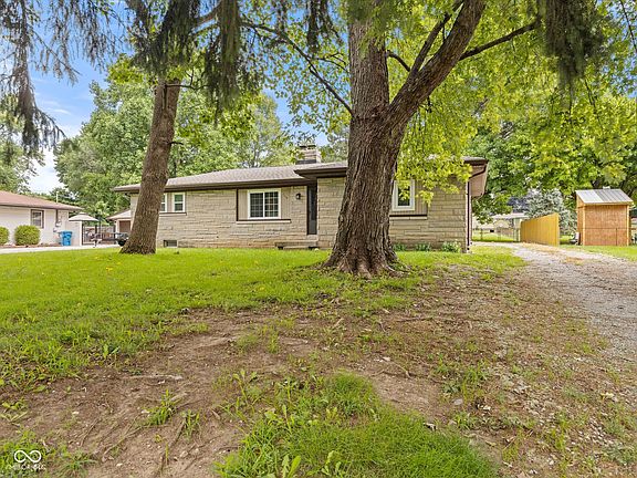 3rd image of 7119 Lockwood Ln