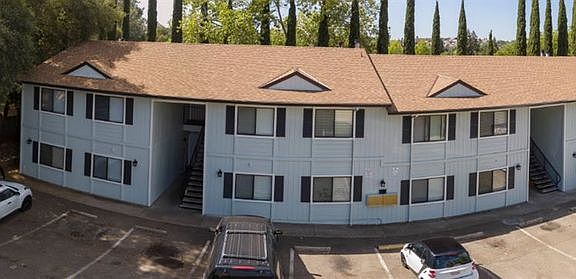 2nd image of 3384 La Canada Dr