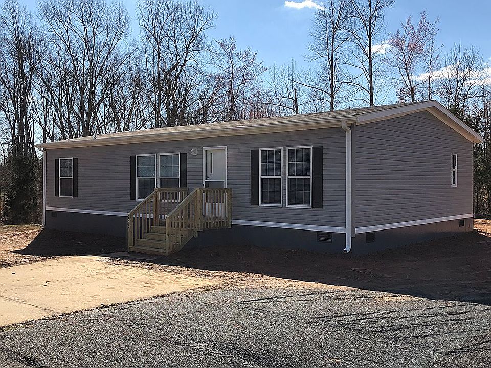1st image of 206 Rocky Ln
