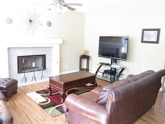 2nd image of 1571 Summer Creek Ct