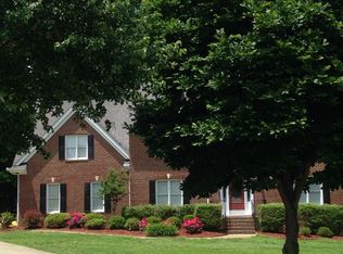 4736 Shady Greens Dr, Fuquay Varina, NC 27526