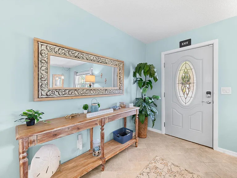 209 Alerto St — Photo 82