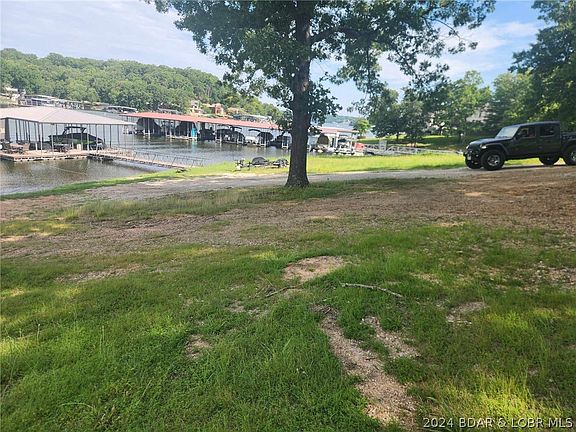 5th image of Seabreeze Dr