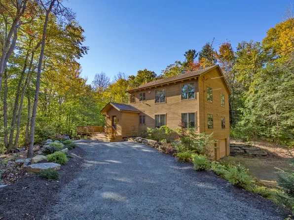 526 Bonny Rigg Hill Rd, Becket, MA 01223