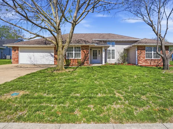 3604 Chatham Dr, Columbia, MO 65203