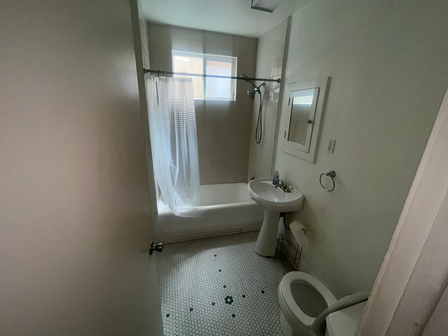 2 bed, 1500 sqft, $3,800 — Photo 3