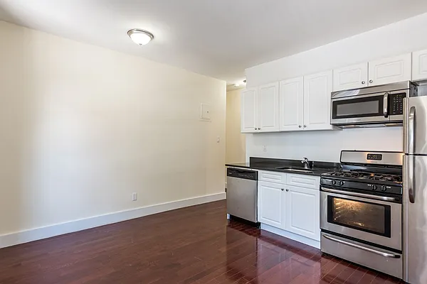 Rented by Nooklyn NYC LLC | media 30